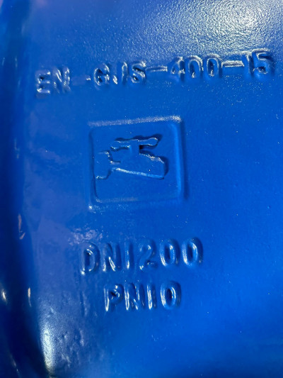 Затвор Ду1200 Ру10 с редуктором , уплотнение EPDM